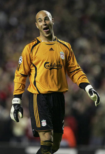 泰伦·卢：我现在是生气多过沮丧，今年的逆境真的很难克服（泰伦·卢：此刻愤怒多于沮丧，这个赛季的逆境确实难以克服）