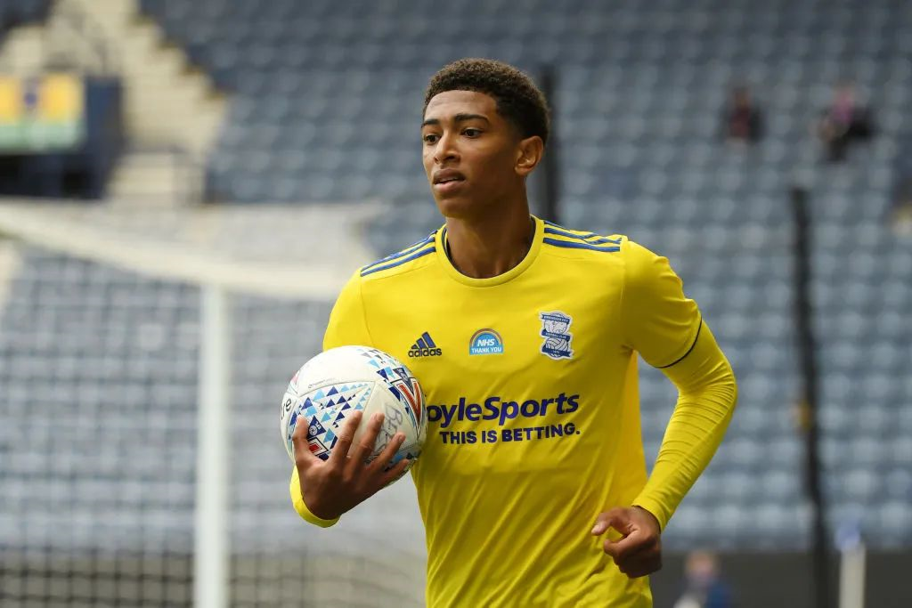 输曼城不会下课？阿斯报：皇马高层将西超杯视为阿隆索的最后机会