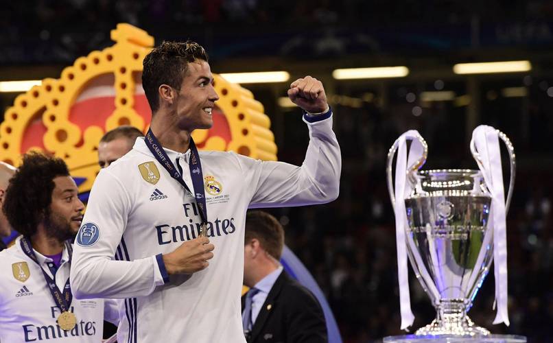 火箭年轻核心刷爆个人纪录（火箭新星刷新生涯纪录）