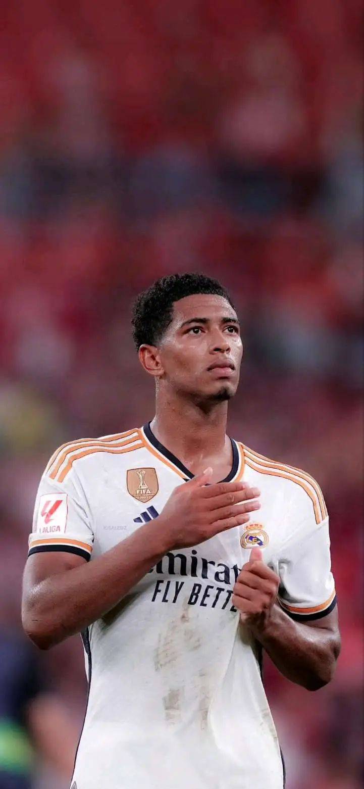 李璇：据我所知，现在球员的阴阳合同还有不少（李璇称球员“阴阳合同”现象仍较普遍）