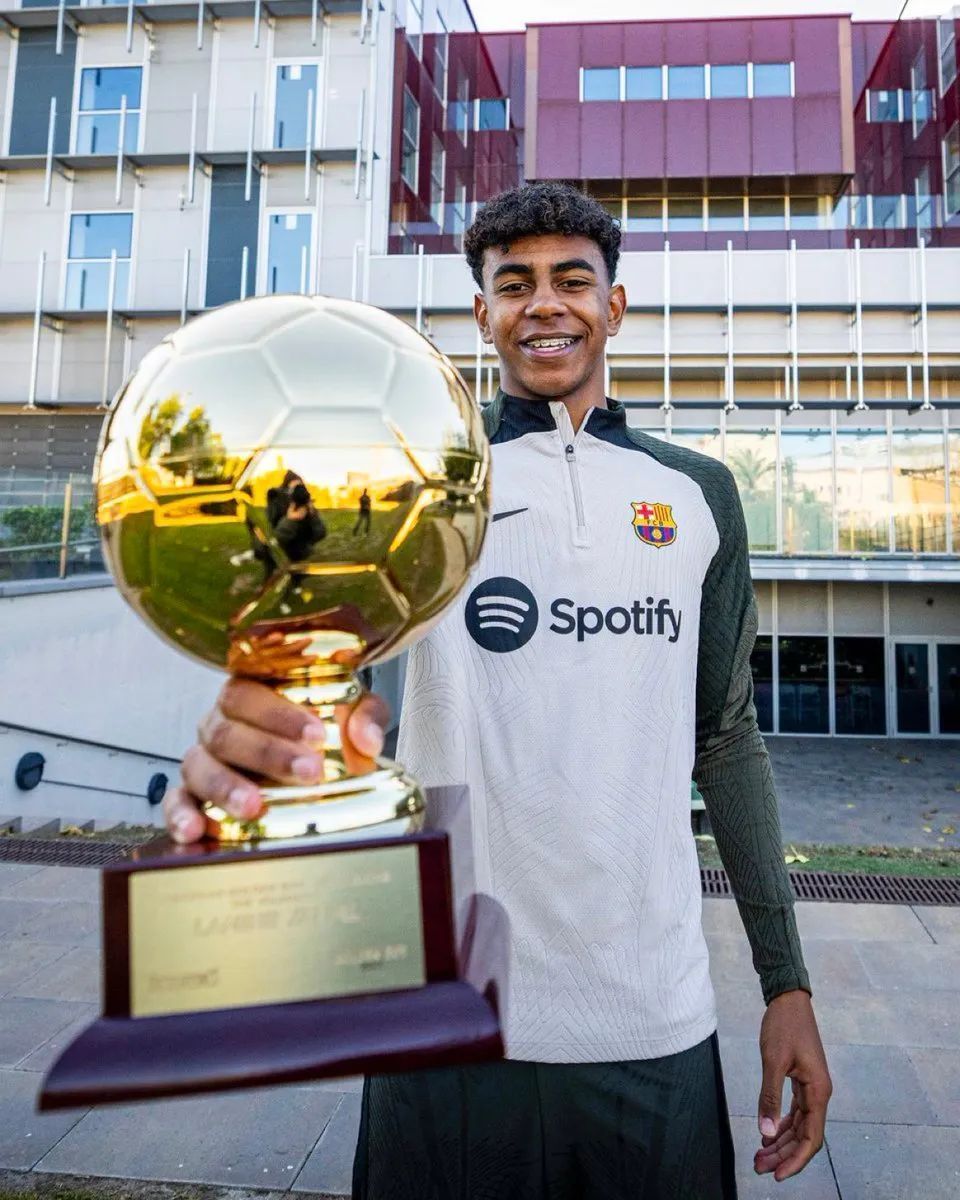 官方：罗马主帅加斯佩里尼当选意甲10月最佳主帅（官方宣布：罗马主帅加斯佩里尼荣膺意甲10月最佳教练）