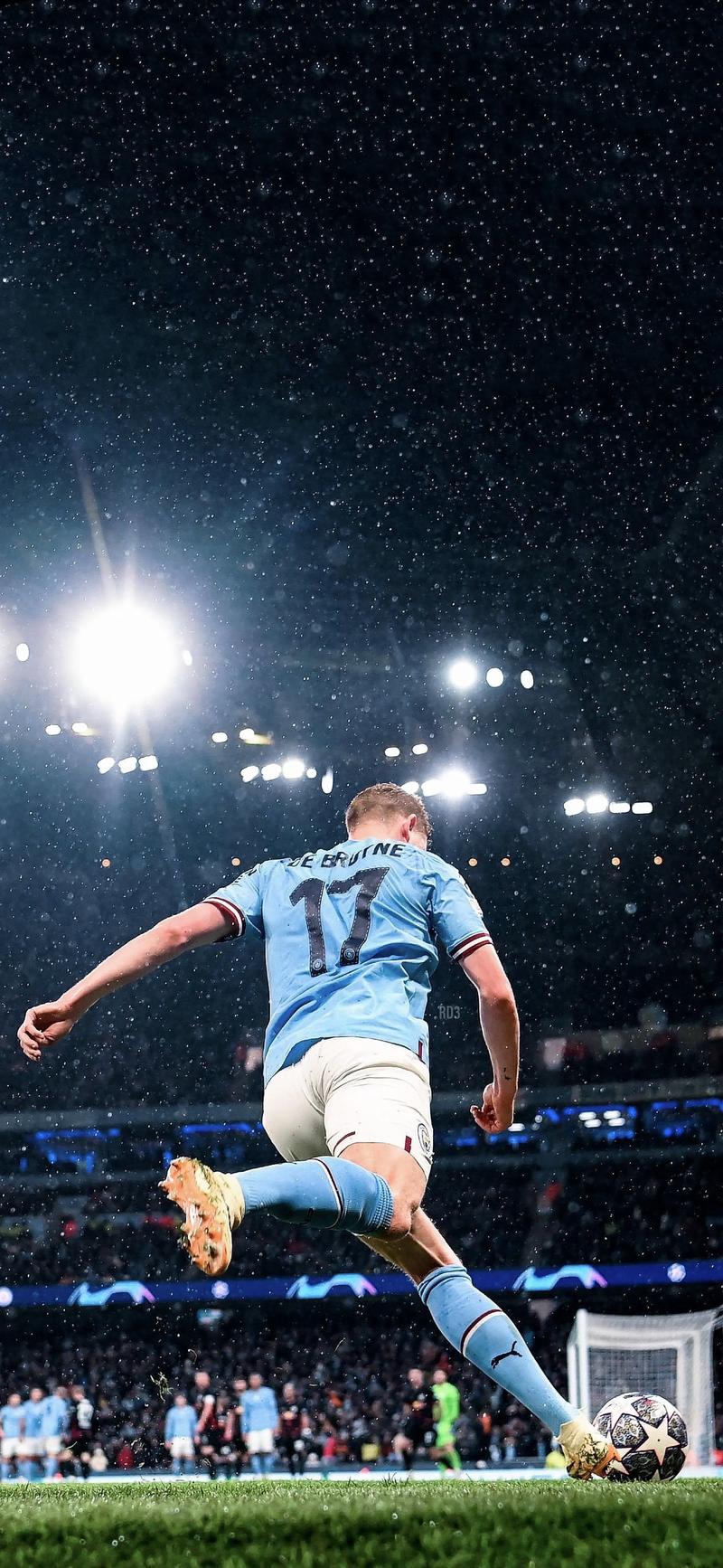 布莱顿发布三笘薰手持二战时日本侵略者照片的图片，如今已删除道歉但限制评论（布莱顿曾发三笘薰手持二战日本侵略者照片，现已删帖致歉并限制评论）