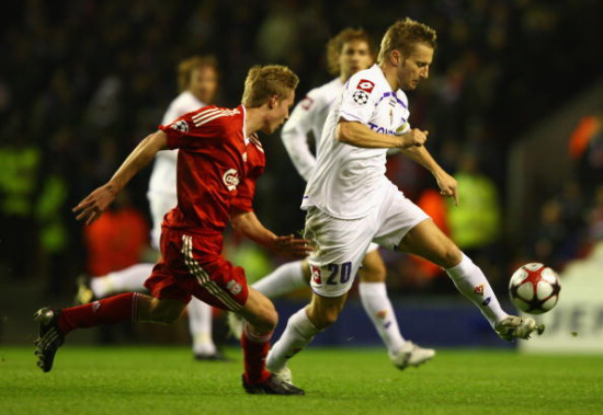 早报：拥有地表最强人类的从容感……怎么，你们没有吗？（早报：拥有地表最强人类的底气与从容——怎么，你们没有？）